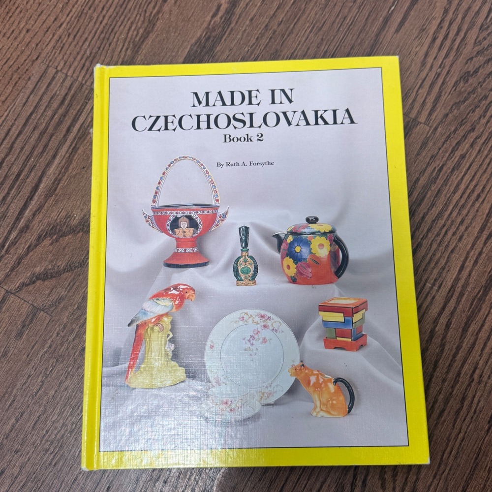 Made In Czechoslovakia Ruth A. Forsythe Book 2 Collector Guide Yellow Size OS